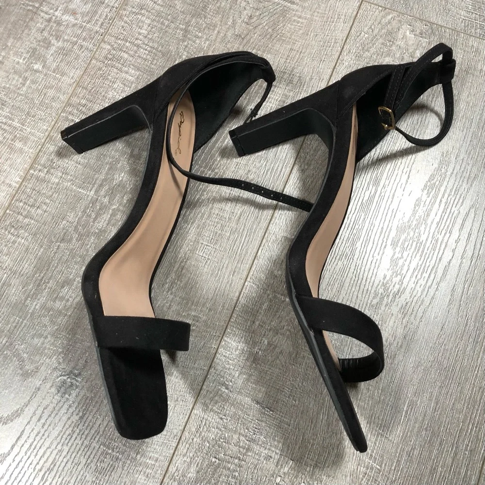 Qupid Women’s Heels Size 10 Color Black - Picture 7 of 8